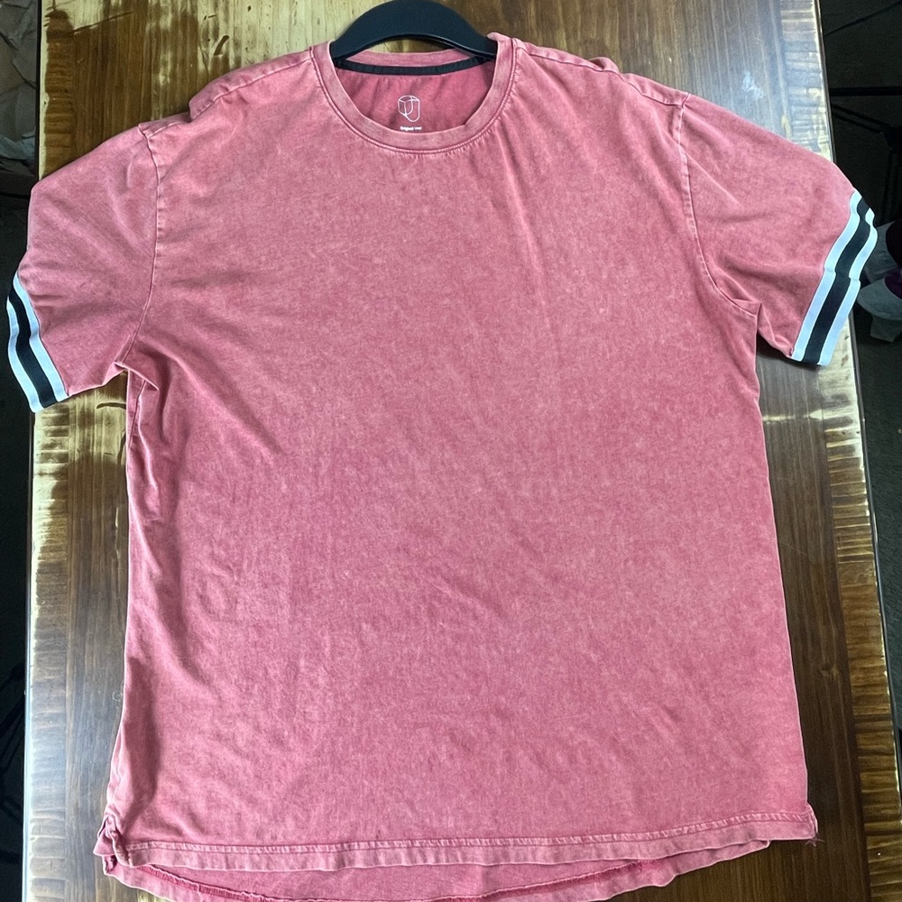 Mens long fit T shirt